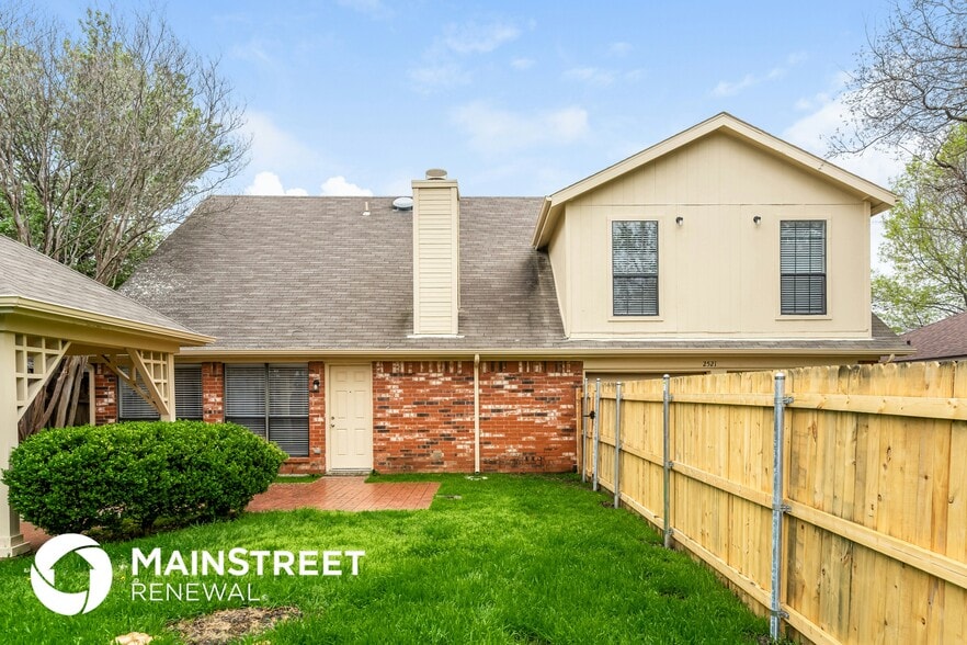 Building Photo - 2521 Kimberly Dr
