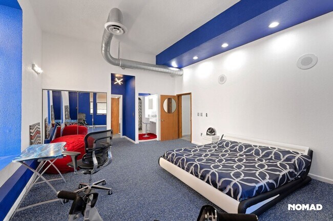 Building Photo - 335 N Superior St