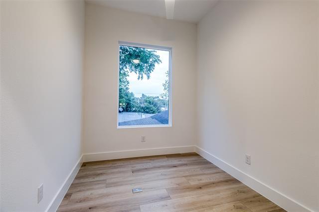 Building Photo - 2315 Hawthorne Ave