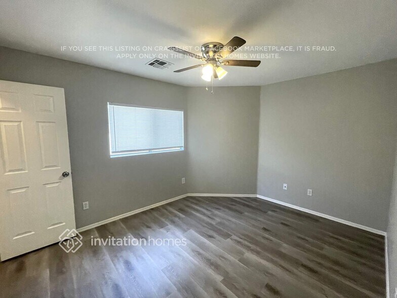 Building Photo - 1429 S Crossbow Ct