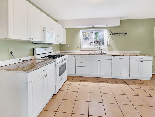 Building Photo - Rare Find! Private 4BR / 2.5BA Home on Nearly Half-Acre Lot – Reisterstown