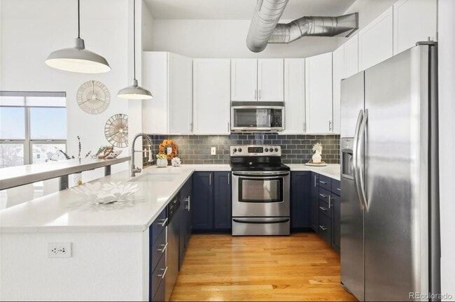 Building Photo - 2900 N Downing St