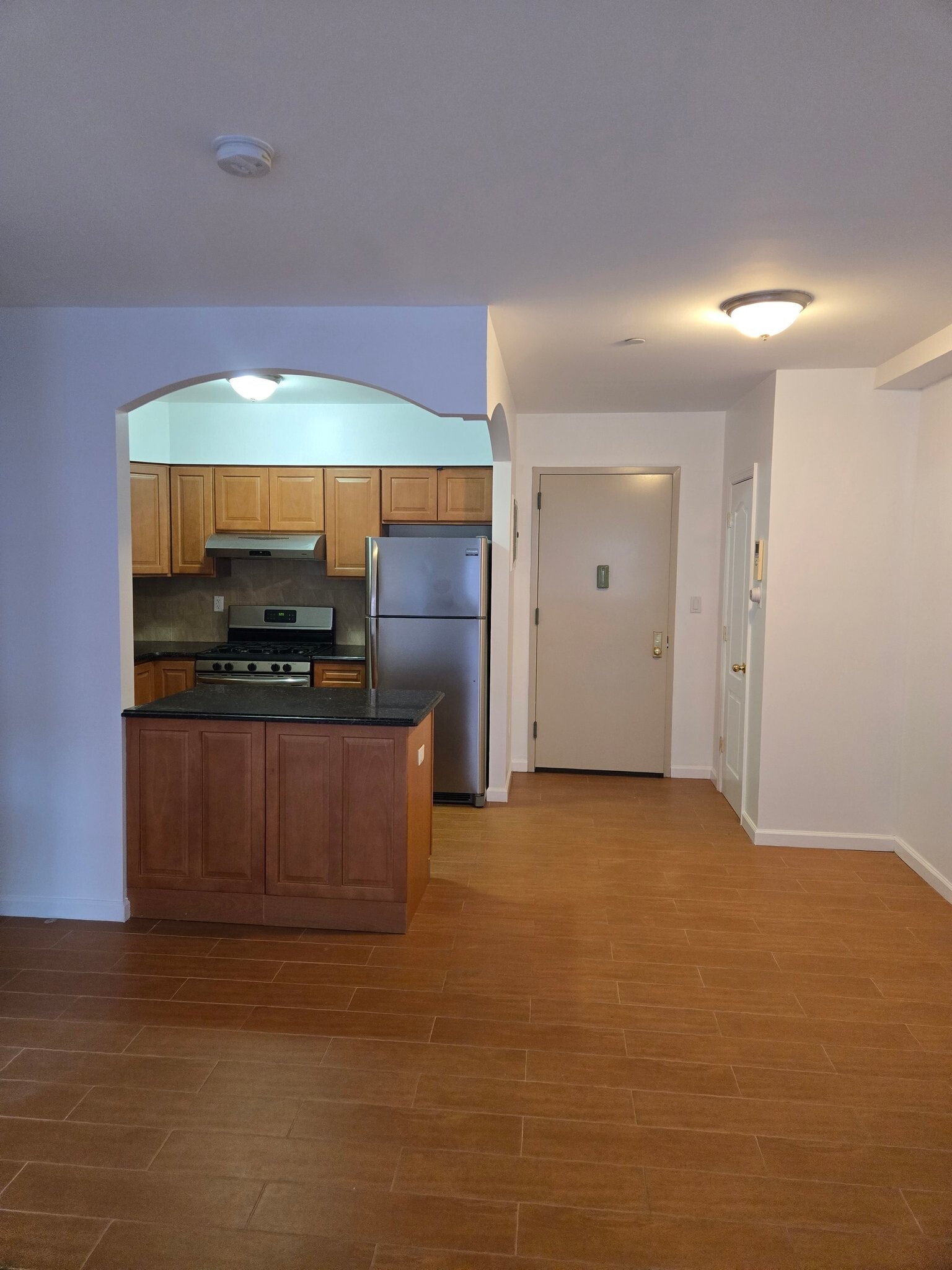 Building Photo - 25-41 37th St