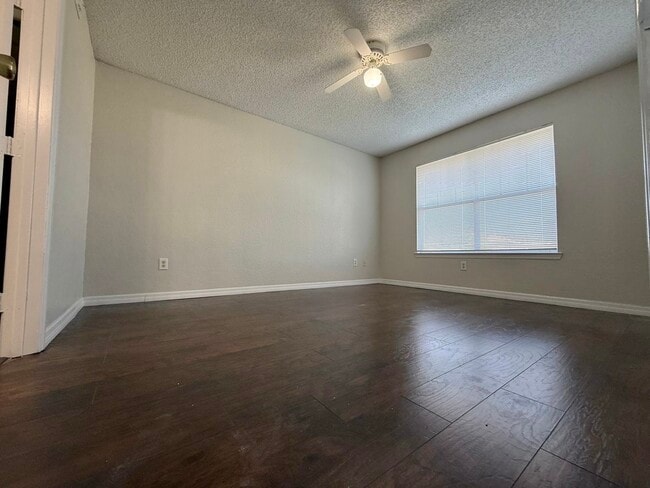 Building Photo - 2210 Grand Cayman Ct