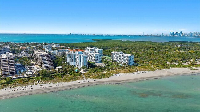 Building Photo - 177 Ocean Ln Dr