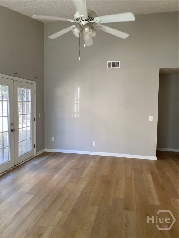 Building Photo - 136 Quail Hollow Dr