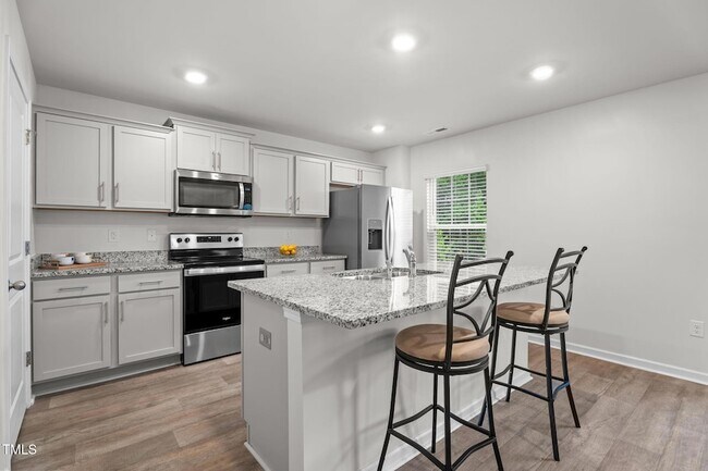 Building Photo - 132 Rockfall Wy