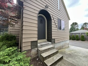 Building Photo - Three-Bedroom Home with Updated Kitchen & Vaulted Ceilings