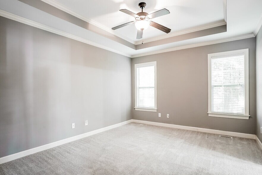 Building Photo - 29 Westcote Ln