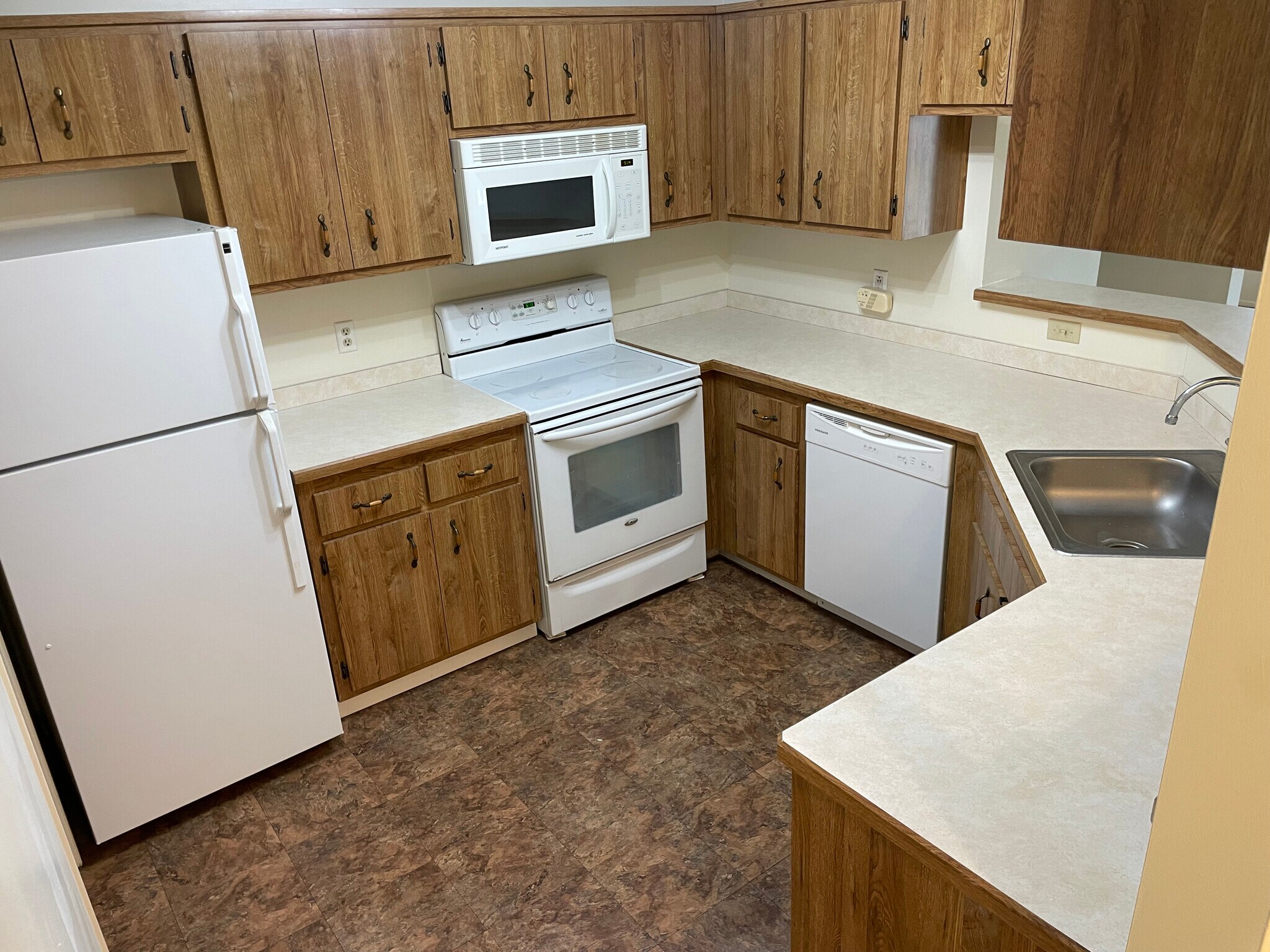 Building Photo - 1150 Tollis Pky
