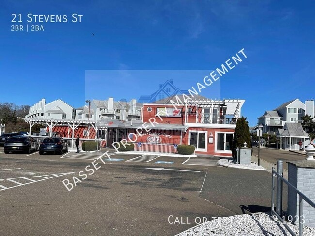 Building Photo - 21 Stevens St