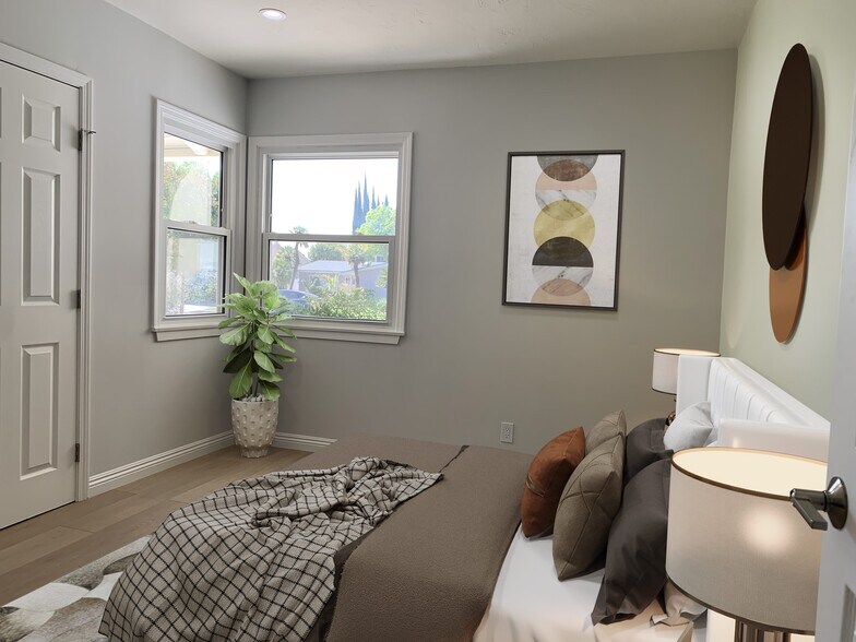 Building Photo - 18919 Liggett St