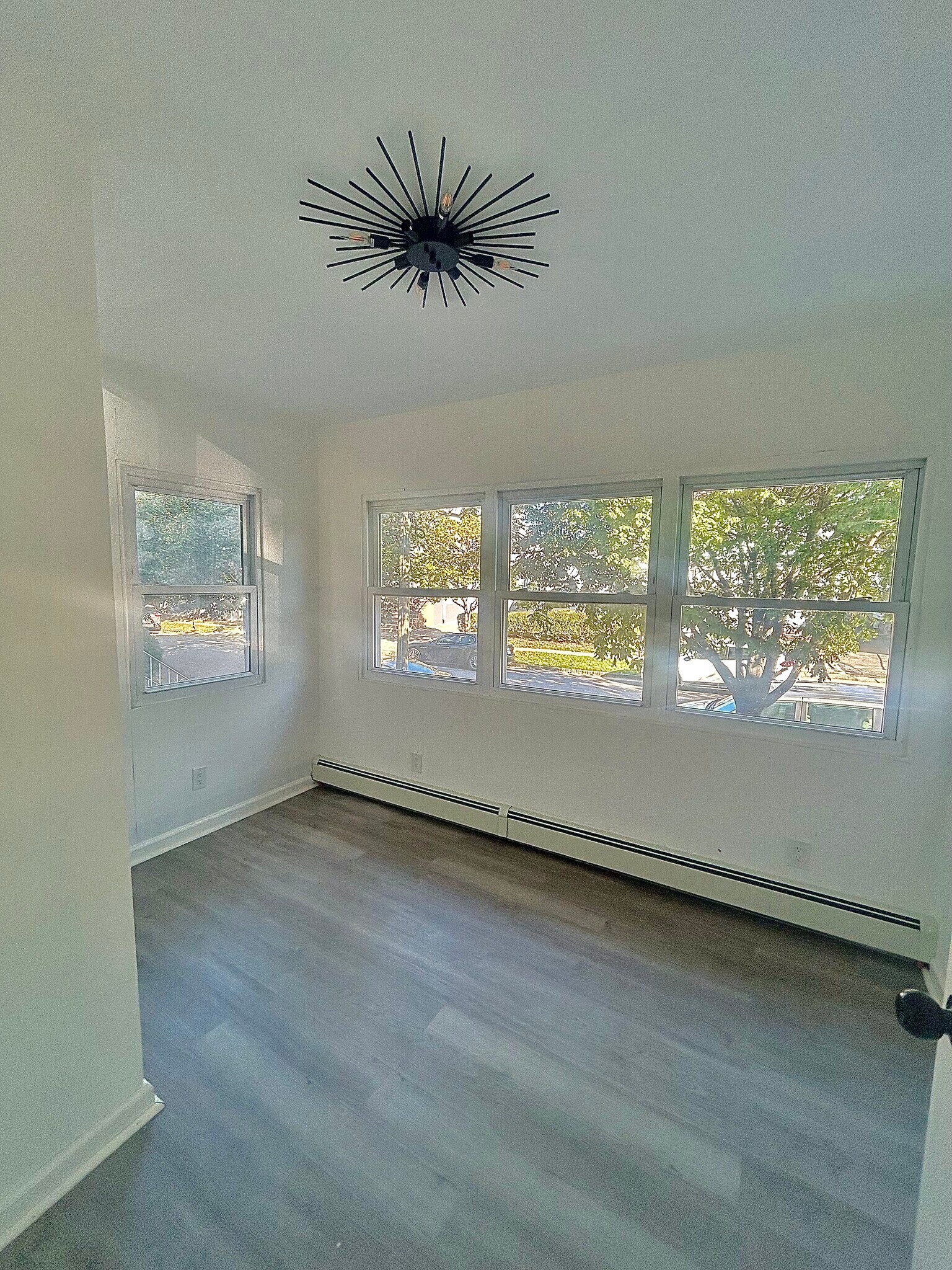 Room 1 - 205 N 16th St