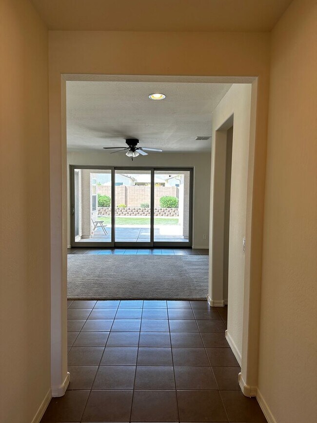 Building Photo - 4 BD + DEN IN CORTESSA IN WADDELL