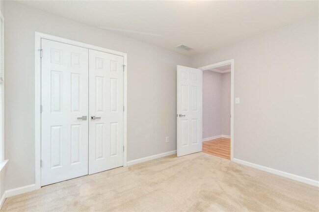 Building Photo - 3418 Rose Arbor Ct