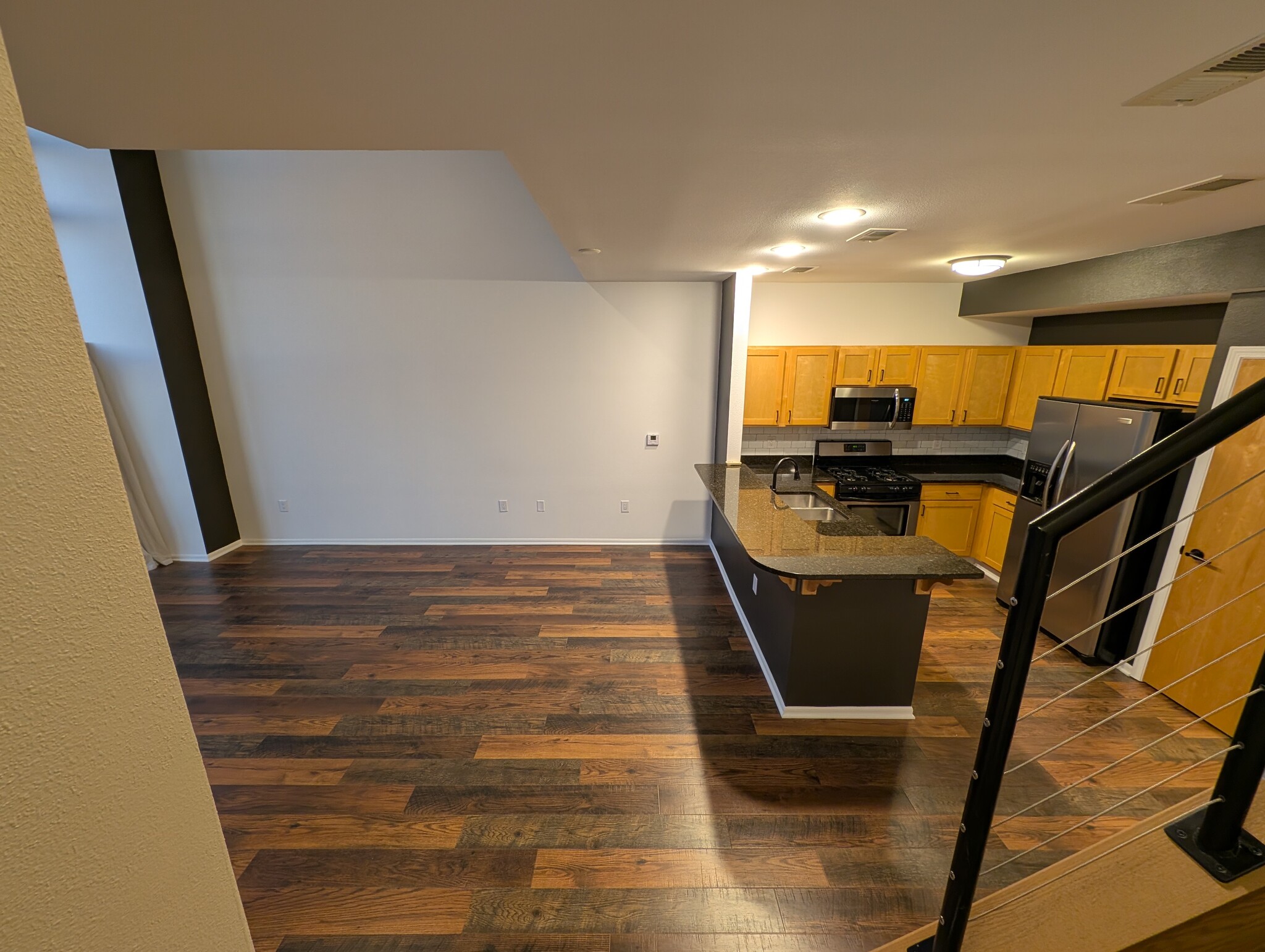 Building Photo - 2121 S Kinnickinnic Ave