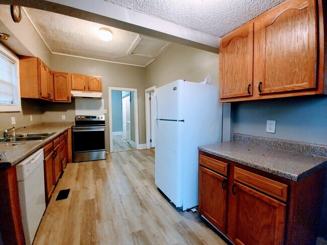 Building Photo - 232 Cansler Ave