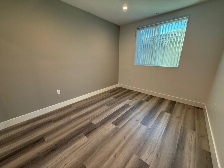 Building Photo - 11155 Huston St