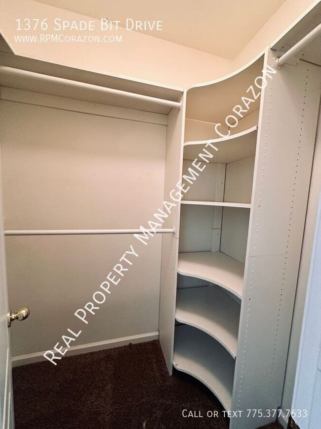 Building Photo - 1376 Spade Bit Dr