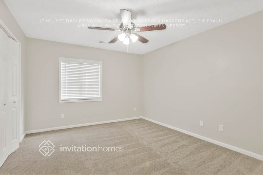 Building Photo - 1052 Autumn Crest Dr