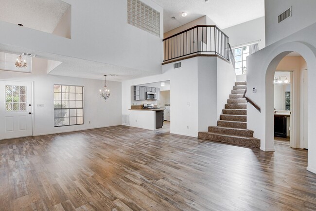 Building Photo - 4BEDROOM HOME ON THE GOLF COURSE 89130 * C...