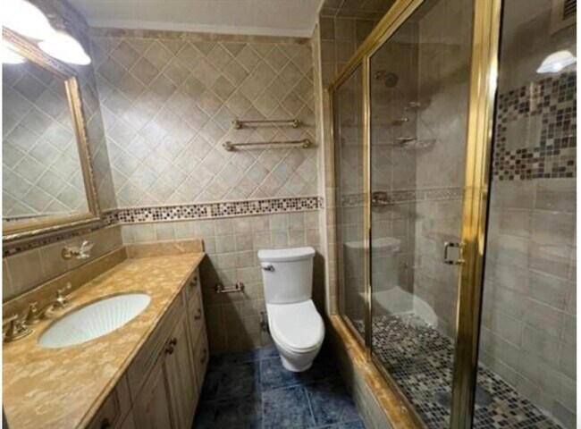 Building Photo - 7004 BLVD E