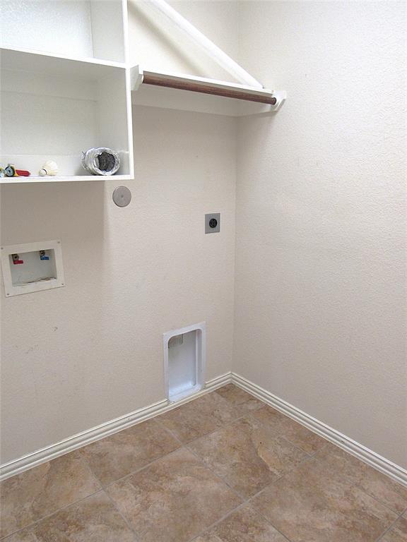 Building Photo - 24434 Sundance Spring Dr
