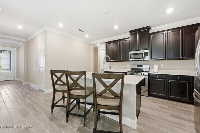 Building Photo - 3329 Montilla Dr