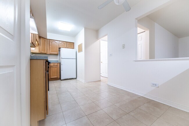 Building Photo - 2226 S Goebbert Rd