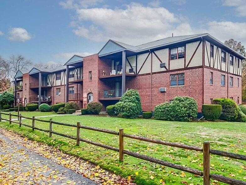 Elmwood Park 6599 Elmwood Park Quincy MA 02170 Apartment Finder