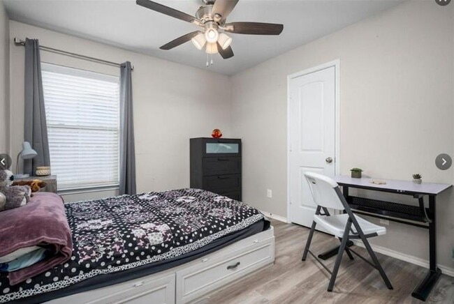 Building Photo - 19213 Zachary Taylor St