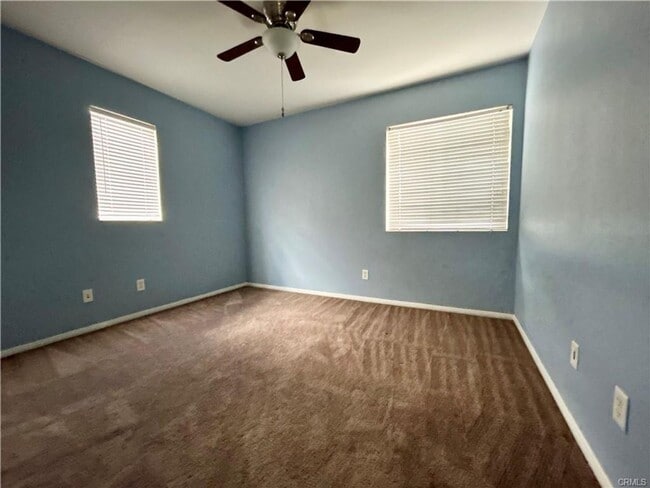 Building Photo - Canyon Hills Home