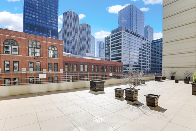 Building Photo - 440 N Wabash Ave