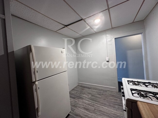 Building Photo - 425-3B Vermilion-N