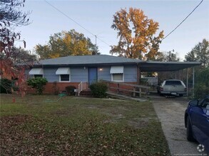 Building Photo - 3533 Thomas Dr