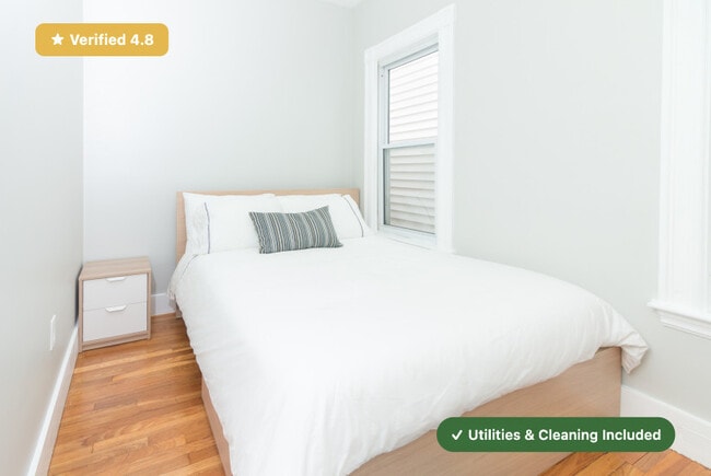 Building Photo - Furnished Private Bedroom in East Boston