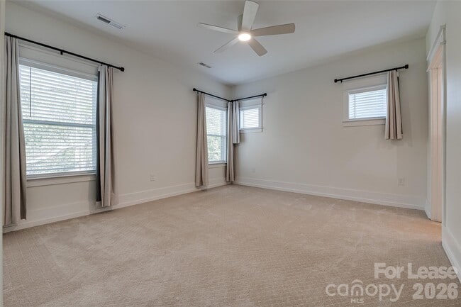 Building Photo - 1516 Princess Pl