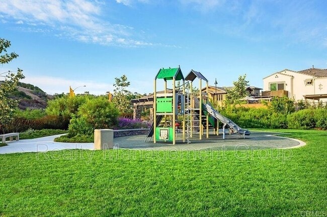 Building Photo - 3395 Campo Azul Ct