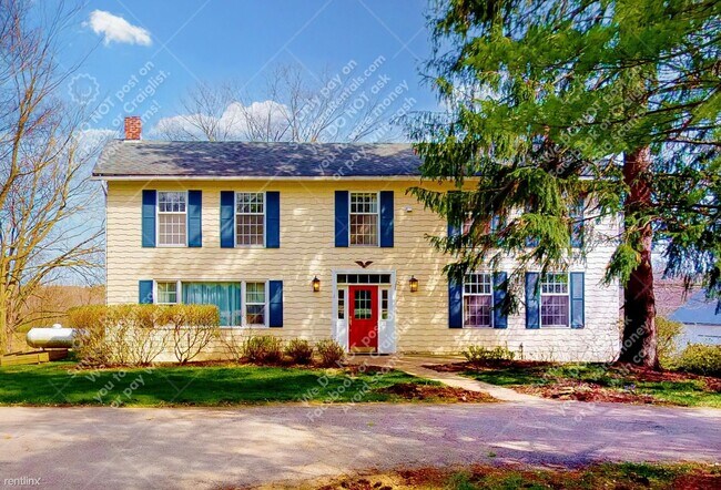 Primary Photo - 6 br, 2.5 bath House - 5303 OH-257 St