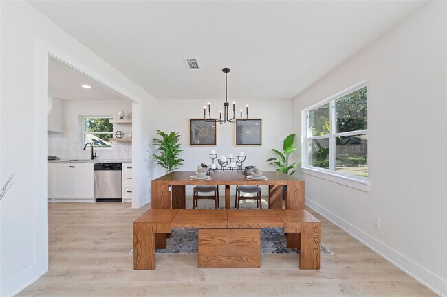 Building Photo - 9902 Hornpipe Ln