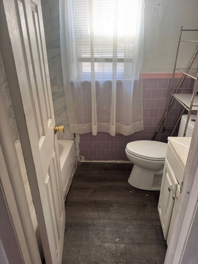 Building Photo - Owner Financing / Easy Path To Being A Homeowner