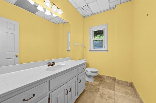 Building Photo - 860 Cramac Dr