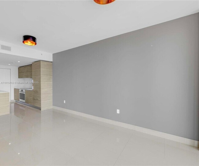 Building Photo - 1300 S Miami Ave