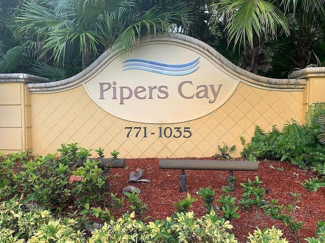 Building Photo - 971 Pipers Cay Dr
