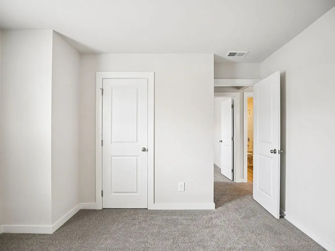 Building Photo - 4145 Walnut Ridge Dr