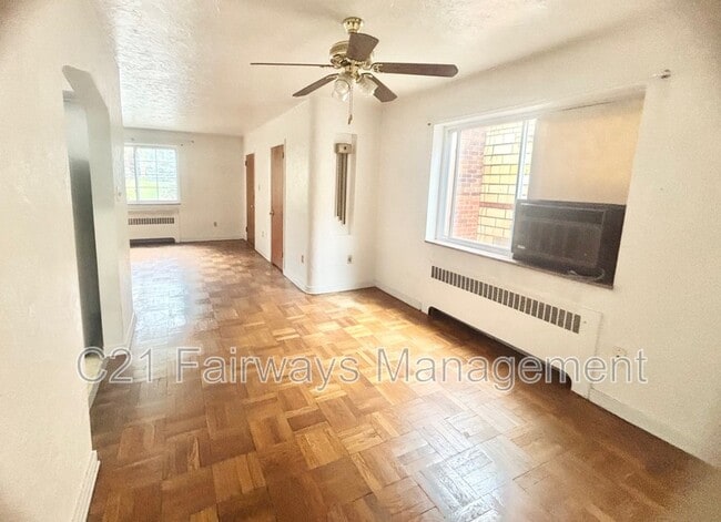 Building Photo - 306.5 Lenox Ave