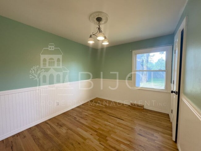 Building Photo - 2426 N Wahsatch Ave