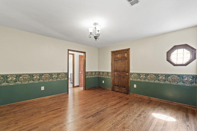 Building Photo - 12780 Chatter Brook Dr