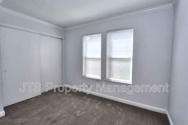 Building Photo - 9221 Rock Canyon Way