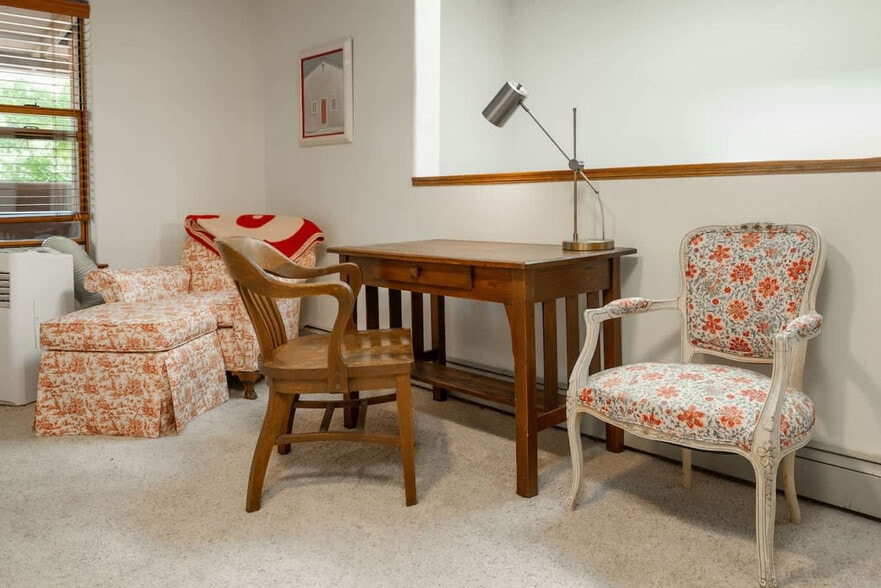 Building Photo - 209 Sena St